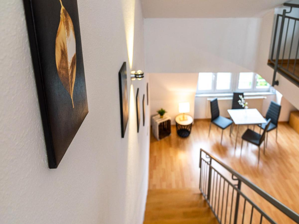 Blue Chili 99 - Grosszuegiges Loft Wlan Boxspringbett Bis 4 Pers Лейпциг